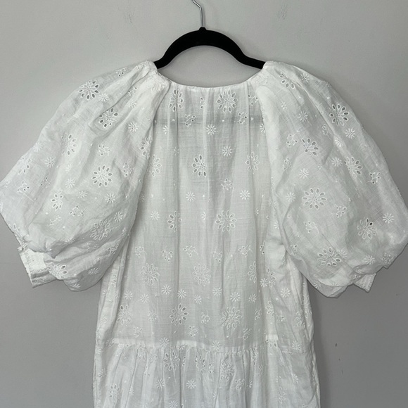 Frame Broderie Anglaise Ramie Puff Sleeve Midi Eyelet Dress in White - Picture 9 of 16